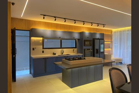 Casa à venda com 6 quartos, 320m² em Vargem Grande, Rio de Janeiro