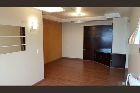 Apartamento à venda com 22m², 2 quartos e 1 vaga