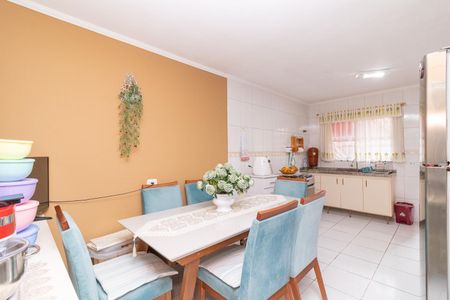 Casa à venda com 146m², 3 quartos e 2 vagasCozinha