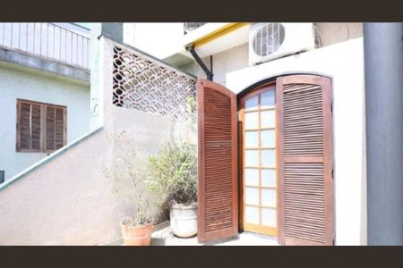 Casa à venda com 80m², 2 quartos e 1 vaga