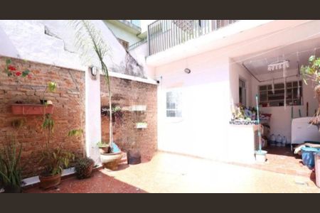 Casa à venda com 80m², 2 quartos e 1 vaga