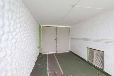 Casa à venda com 225m², 3 quartos e 5 vagas
