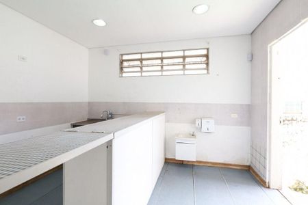 Casa à venda com 225m², 3 quartos e 5 vagas