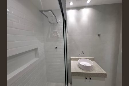 Apartamento à venda com 63m², 2 quartos e sem vaga Apartamento à venda com 63m², 2 quartos e sem vagaBanheiro da suíte