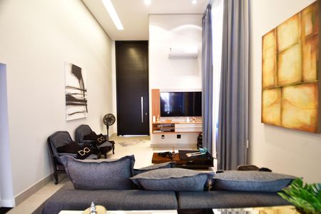 Sala de casa de condomínio à venda com 3 quartos, 145m² em Chácara Santa Margarida, Campinas