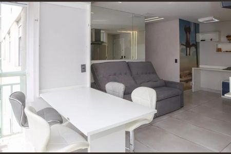 Apartamento à venda com 62m², 2 quartos e 1 vaga