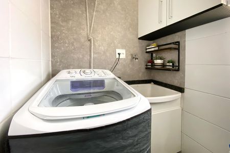 Apartamento à venda com 65m², 3 quartos e 1 vagaÁrea de Serviço