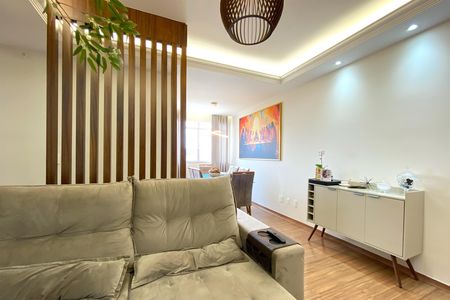 Sala de apartamento à venda com 3 quartos, 65m² em Ana Lúcia, Belo Horizonte