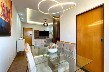 Apartamento à venda com 65m², 3 quartos e 1 vagaSala de Jantar