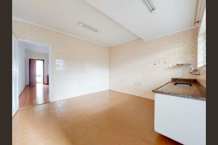 Casa à venda com 168m², 3 quartos e 1 vaga