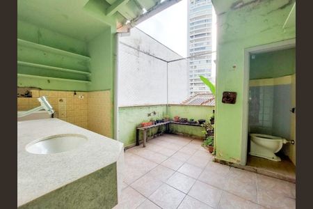 Casa à venda com 168m², 3 quartos e 1 vaga