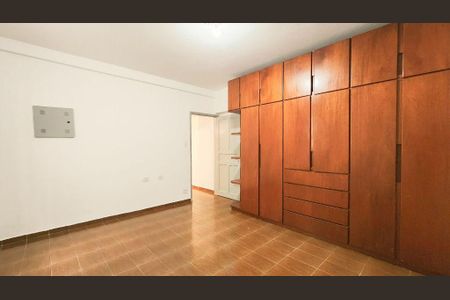 Casa à venda com 168m², 3 quartos e 1 vaga