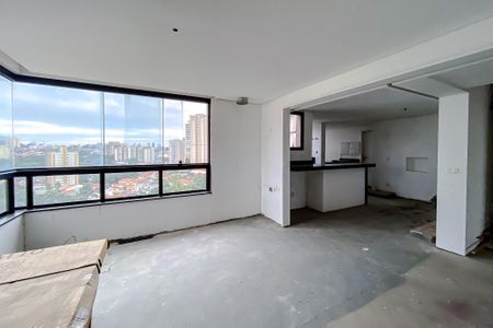 Apartamento à venda com 187m², 4 quartos e 3 vagas Apartamento à venda com 187m², 4 quartos e 3 vagasSala de Jantar