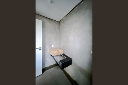 Apartamento à venda com 187m², 4 quartos e 3 vagas Apartamento à venda com 187m², 4 quartos e 3 vagasBanheiro da Suíte 1