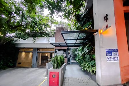 Apartamento à venda com 187m², 4 quartos e 3 vagas Apartamento à venda com 187m², 4 quartos e 3 vagasFachada - Plaquinha