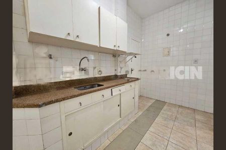 Apartamento à venda com 83m², 2 quartos e 1 vaga