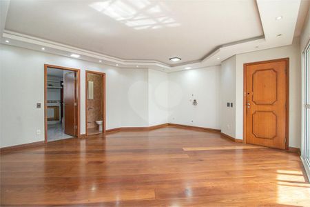 Apartamento à venda com 154m², 3 quartos e 3 vagas