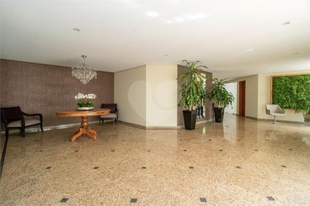 Apartamento à venda com 154m², 3 quartos e 3 vagas