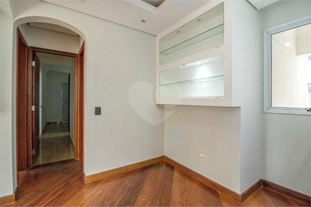 Apartamento à venda com 154m², 3 quartos e 3 vagas