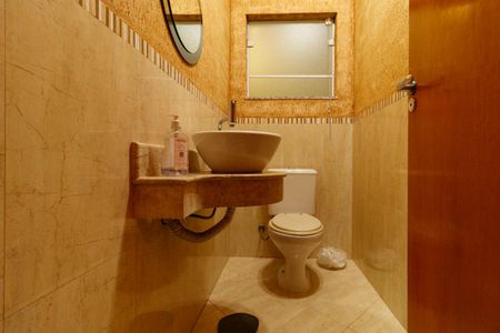 Casa para alugar com 200m², 3 quartos e 4 vagas Casa para alugar com 200m², 3 quartos e 4 vagasLavabo