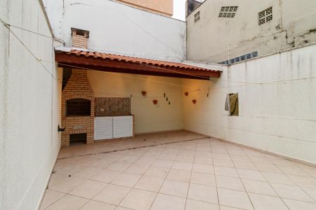 Casa para alugar com 200m², 3 quartos e 4 vagas Casa para alugar com 200m², 3 quartos e 4 vagasÁrea externa