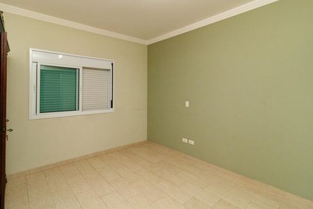 Casa para alugar com 200m², 3 quartos e 4 vagas Casa para alugar com 200m², 3 quartos e 4 vagasQuarto 2