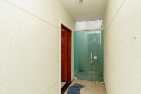 Casa para alugar com 200m², 3 quartos e 4 vagas Casa para alugar com 200m², 3 quartos e 4 vagasHall