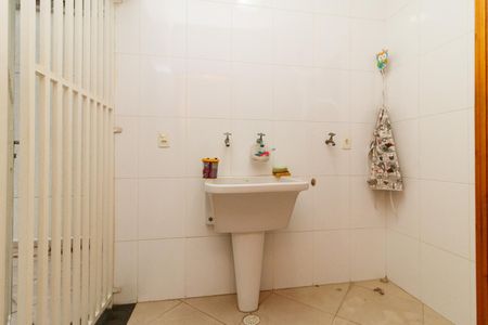 Casa para alugar com 200m², 3 quartos e 4 vagas Casa para alugar com 200m², 3 quartos e 4 vagasÁrea de Serviço