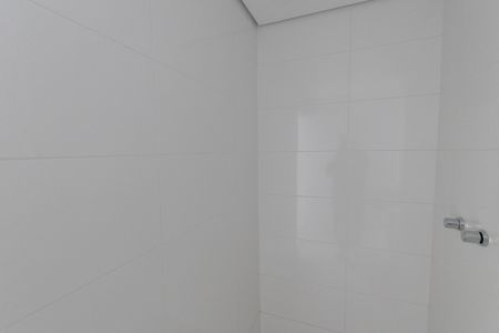 Apartamento para alugar com 80m², 2 quartos e 1 vaga Apartamento para alugar com 80m², 2 quartos e 1 vagaBanheiro da Suíte