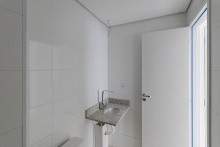 Apartamento para alugar com 80m², 2 quartos e 1 vaga Apartamento para alugar com 80m², 2 quartos e 1 vagaBanheiro da Suíte