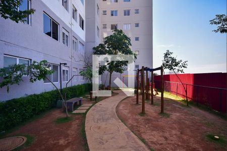 Apartamento à venda com 42m², 2 quartos e sem vagaÁrea comum - Playground