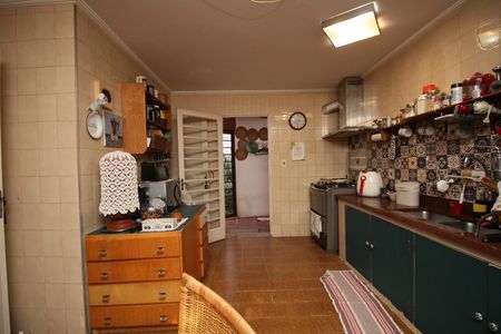 Cozinha de casa à venda com 3 quartos, 264m² em Vila Progredior, São Paulo