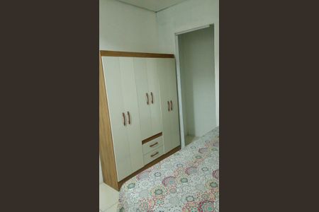 Quarto de kitnet/studio para alugar com 1 quarto, 40m² em Caminho Novo, Palhoça
