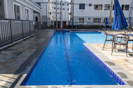 Apartamento para alugar com 44m², 2 quartos e 1 vaga Apartamento para alugar com 44m², 2 quartos e 1 vagaÁrea comum - Piscina