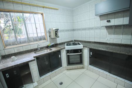 Casa para alugar com 80m², 3 quartos e sem vaga