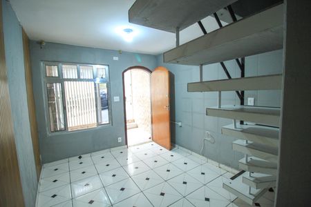 Casa para alugar com 3 quartos, 40m² em Vila Oratorio, São Paulo