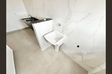 Apartamento à venda com 45m², 2 quartos e 1 vagaCozinha e Área de Serviço