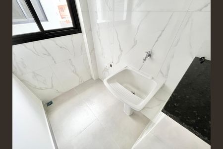 Apartamento à venda com 40m², 2 quartos e sem vaga Apartamento à venda com 40m², 2 quartos e sem vagaCozinha e Área de Serviço