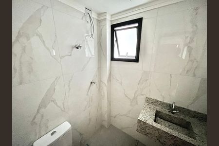Apartamento à venda com 40m², 2 quartos e sem vaga Apartamento à venda com 40m², 2 quartos e sem vagaBanheiro