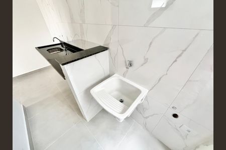 Apartamento à venda com 40m², 2 quartos e sem vagaCozinha e Área de Serviço