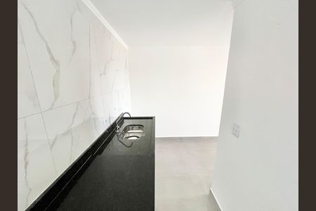 Apartamento à venda com 40m², 2 quartos e sem vaga Apartamento à venda com 40m², 2 quartos e sem vagaCozinha e Área de Serviço