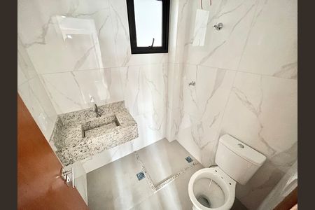 Apartamento à venda com 40m², 2 quartos e sem vaga Apartamento à venda com 40m², 2 quartos e sem vagaBanheiro