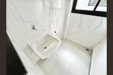Cozinha e Área de Serviço de apartamento à venda com 2 quartos, 40m² em Vila Paiva, São Paulo