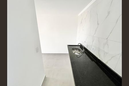 Apartamento à venda com 40m², 2 quartos e sem vaga Apartamento à venda com 40m², 2 quartos e sem vagaCozinha e Área de Serviço