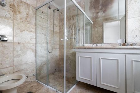 Apartamento à venda com 200m², 3 quartos e 3 vagas