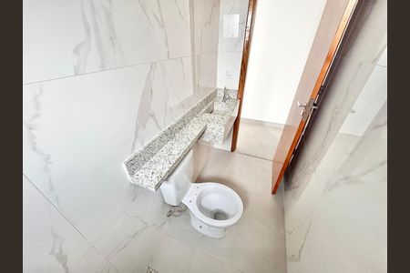 Apartamento à venda com 48m², 2 quartos e 1 vaga Apartamento à venda com 48m², 2 quartos e 1 vagaBanheiro