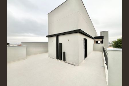 Apartamento à venda com 48m², 2 quartos e 1 vaga Apartamento à venda com 48m², 2 quartos e 1 vagaVaranda