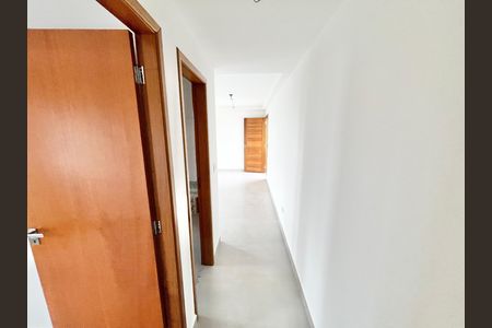 Apartamento à venda com 48m², 2 quartos e 1 vaga Apartamento à venda com 48m², 2 quartos e 1 vagaCorredor