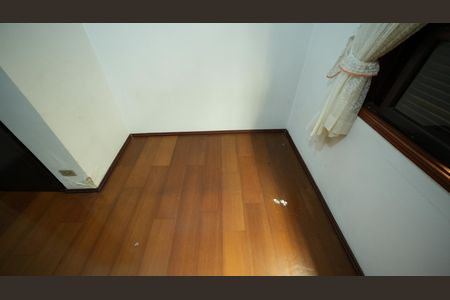 Casa à venda com 300m², 5 quartos e 4 vagasQuarto 1