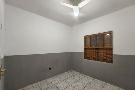 Casa para alugar com 70m², 2 quartos e 3 vagas Casa para alugar com 70m², 2 quartos e 3 vagasQuarto 2